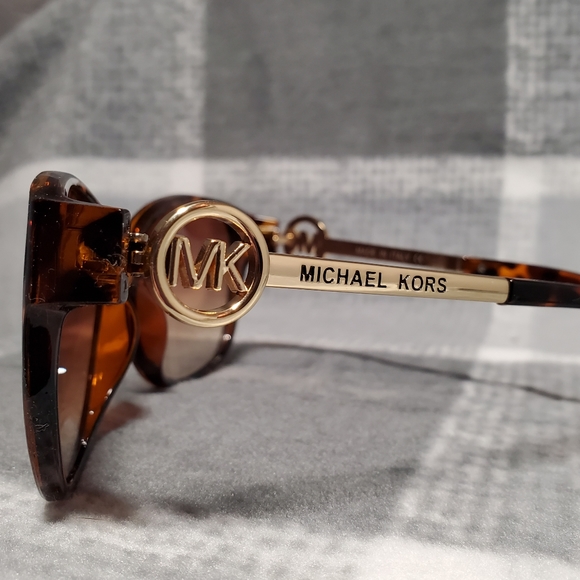 Michael Kor Sunglasses - Picture 8 of 9